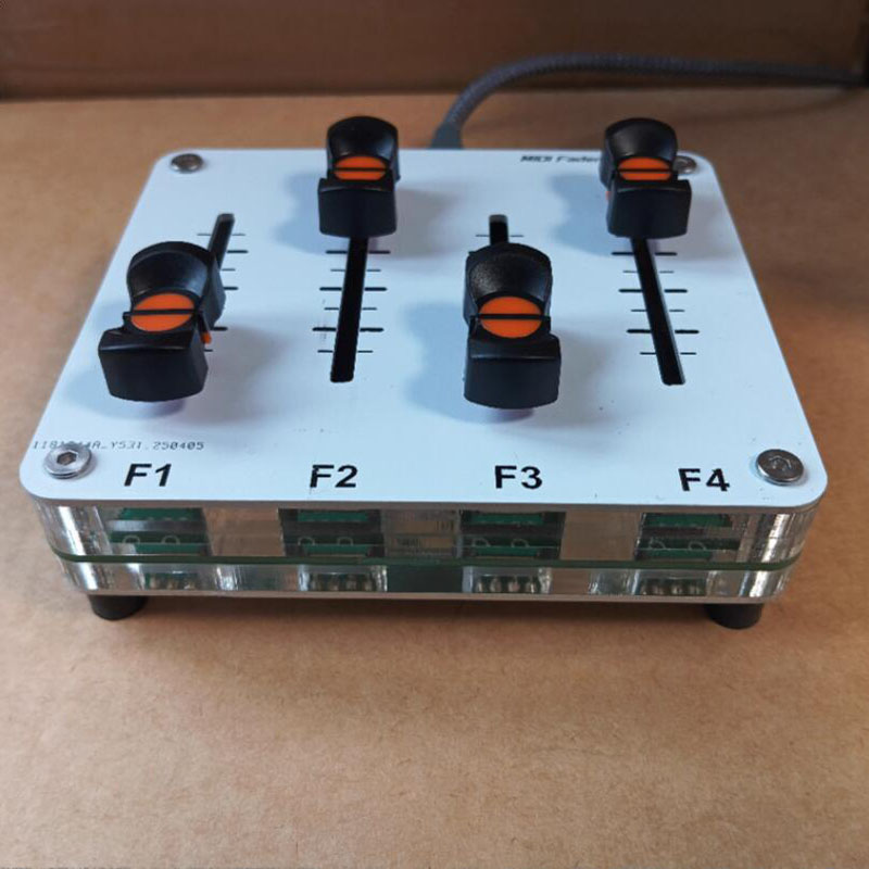 4-kanaals MIDI-duwstang 42 mm  - Midi Controller Pad recensie en prijs